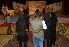 گزارش تصویری از اهداء جوایز  در همایش تجلیل از پرفسور علی اکبر جلالی چهره ماندگار شهرستان شاهرود 